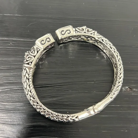 Silver tone Hinged Purple stone Bracelet - Picture 2 of 4